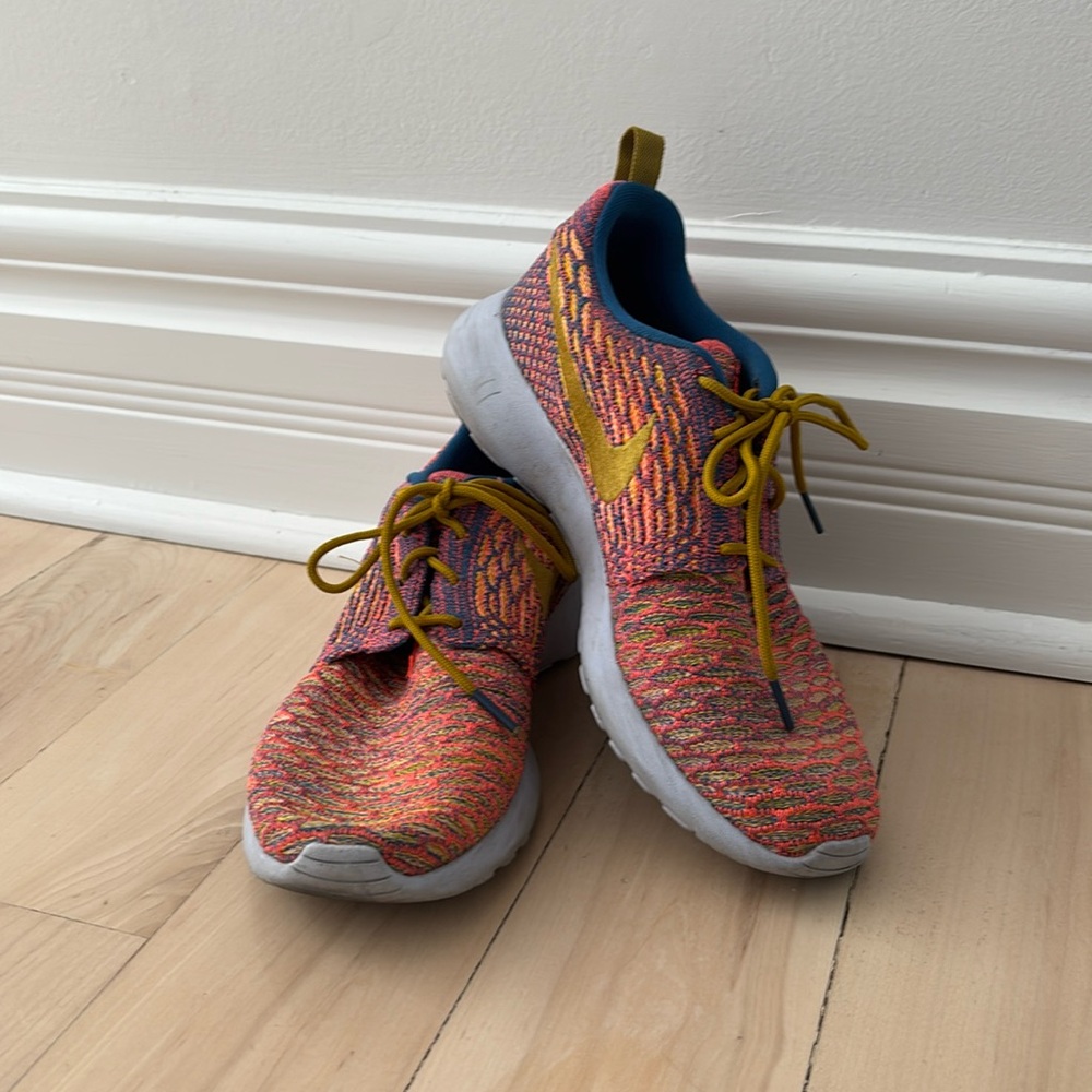 Nike Roshe 7.5